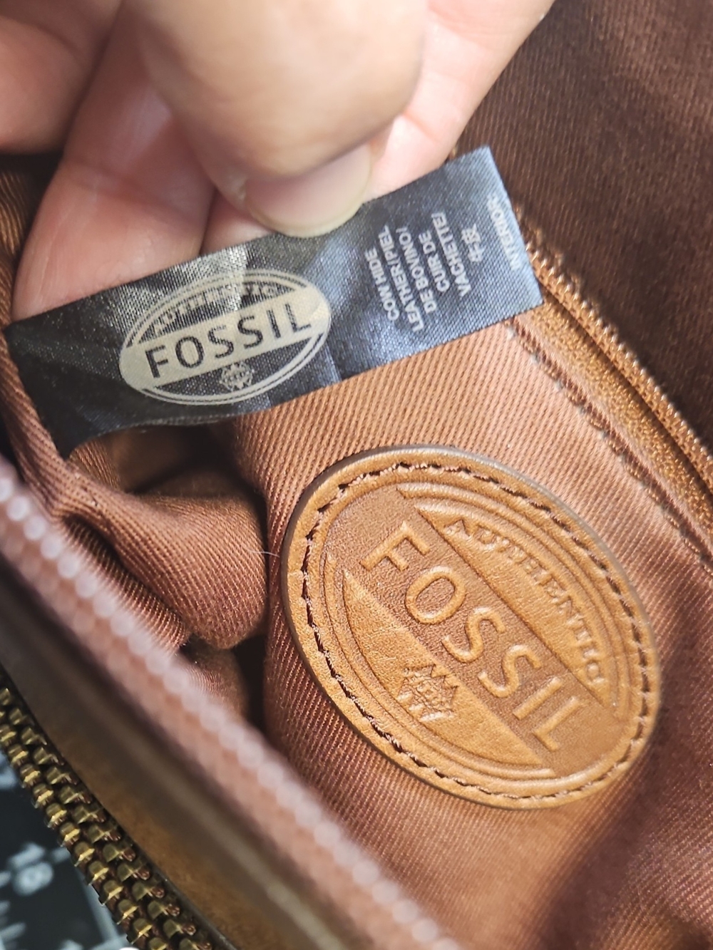 Fossil Tan Tessa Women's Leather Crossbody Bag Adjustable Strap Casual - Picture 6 of 6